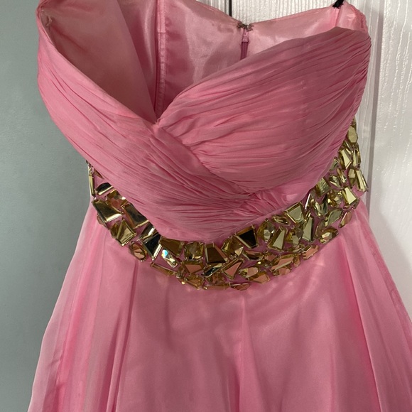 Padres formal - Picture 2 of 3